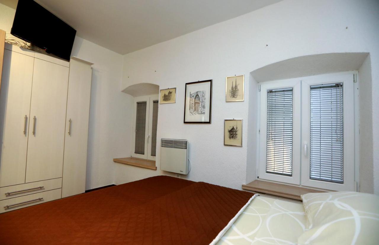 Apartment Secret Life Sibenik Exterior photo